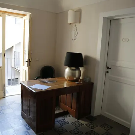 Couette-café Sveva 3*