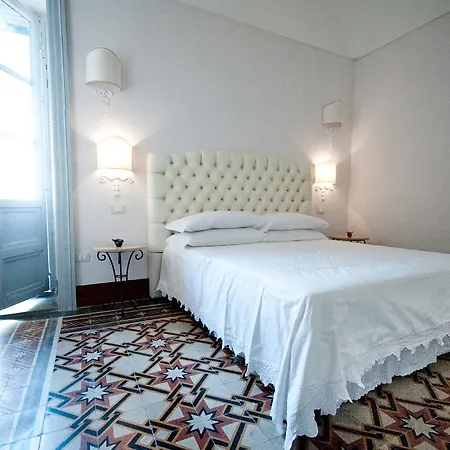 Sveva * Noto